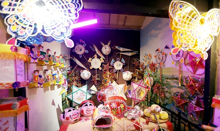 Traditional Mid-Autumn Festival celebration held at Thang Long Imperial Citadel